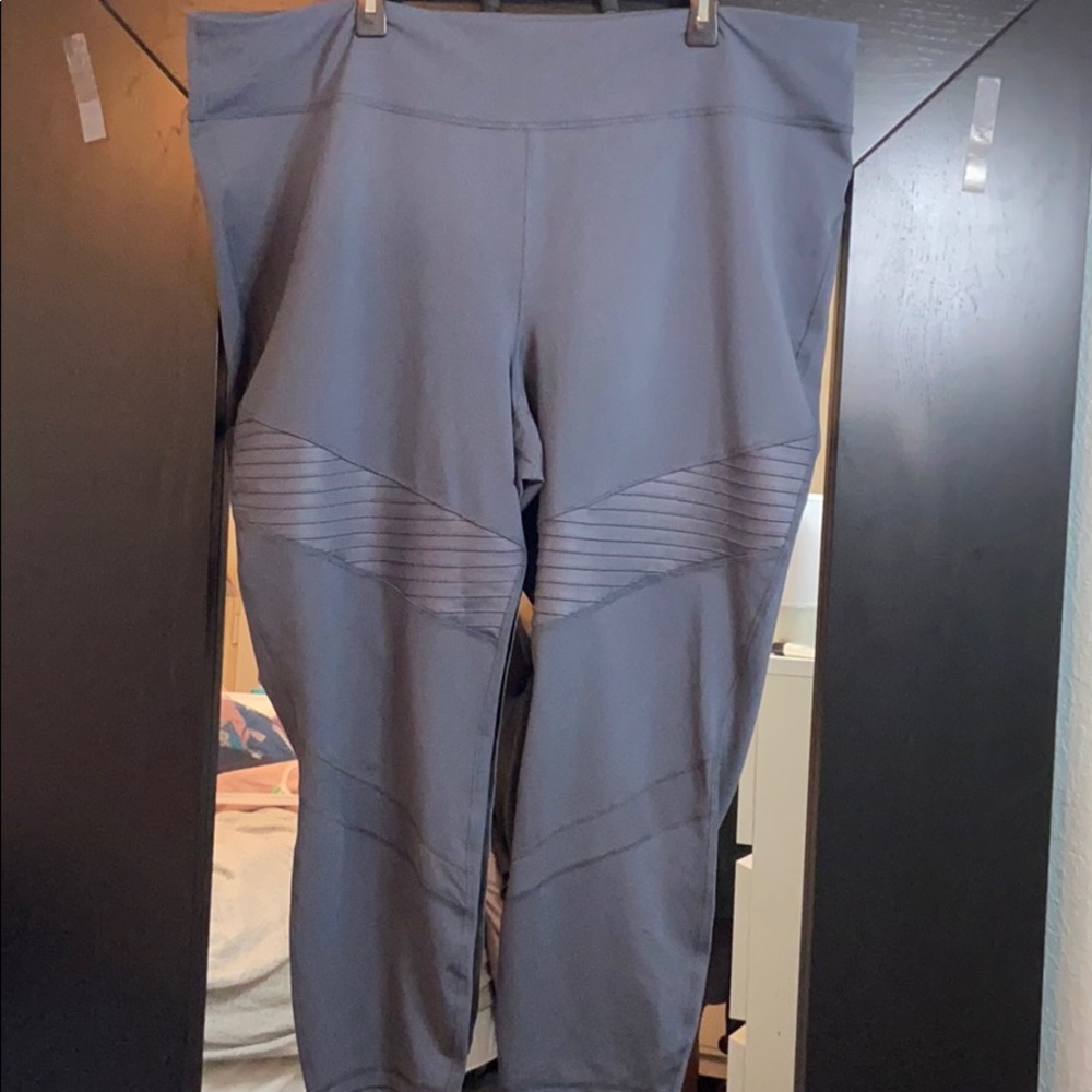 Old Navy Grey Active Leggings 4x